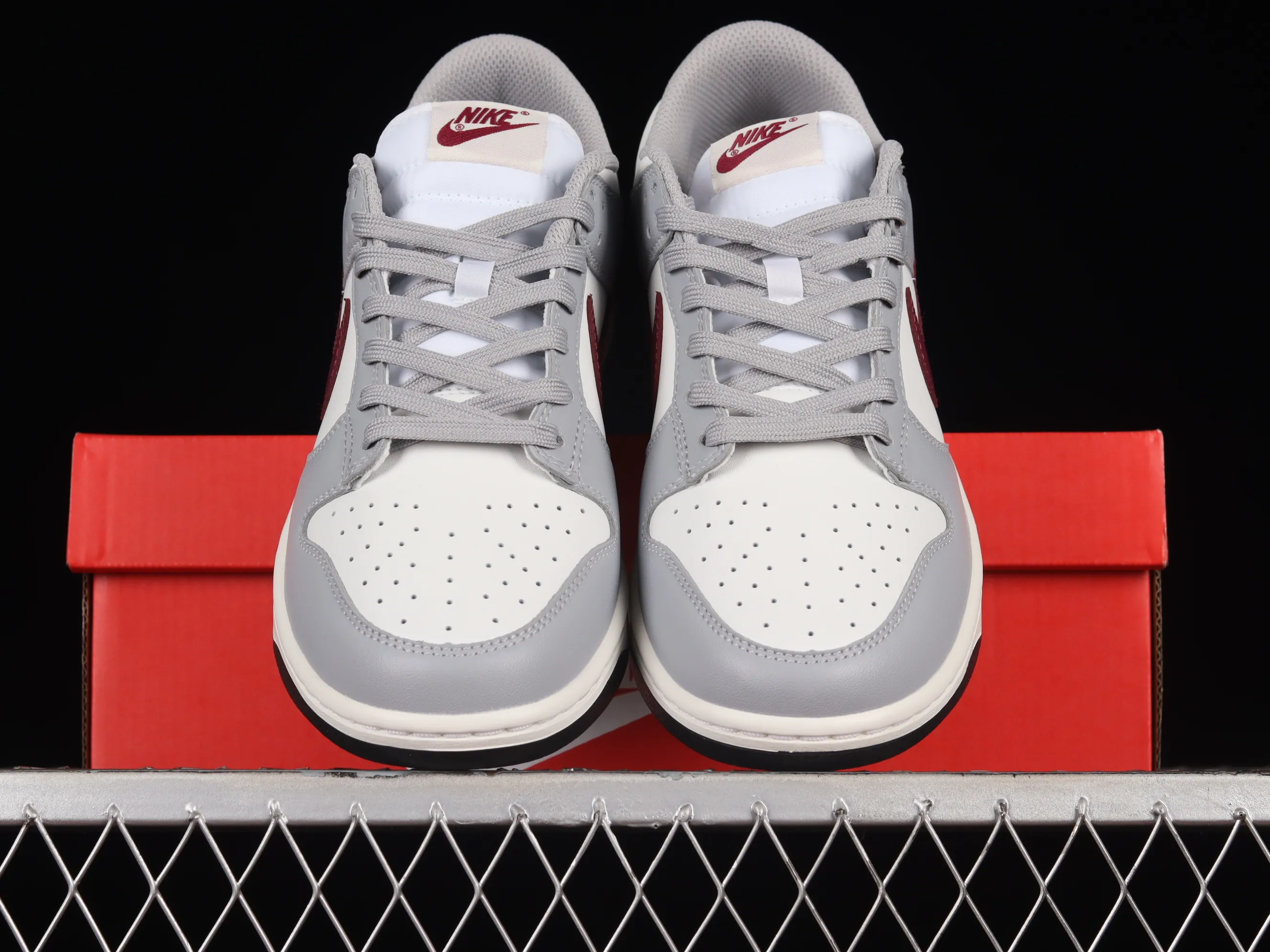 All categories Nk SB Dunk series Nk SB Dunk Low low-top sneakers Nk Dunk Low "Grey White" gray burgundy low-top retro sports and leisure sneakers DD1503-122